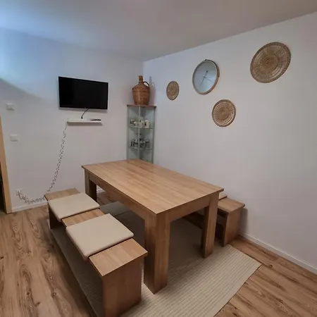 Appartment Im Untergeschoss Freilassing Exterior foto